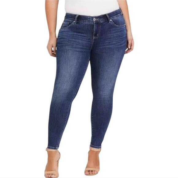 Torrid Bombshell Skinny Jean Super Soft‎ Stretch Medium Wash Plus Size 20 - Picture 1 of 11